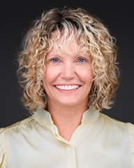 Tiffany Watts headshot