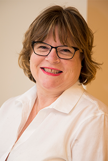 Diane Reed Headshot